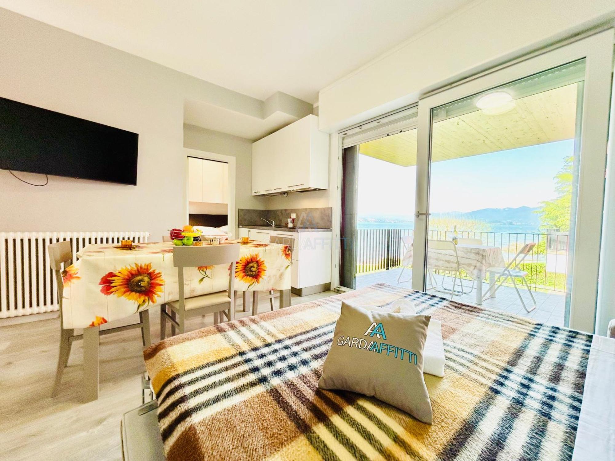 Poseidone Rif Apartment Sirmione Exterior photo