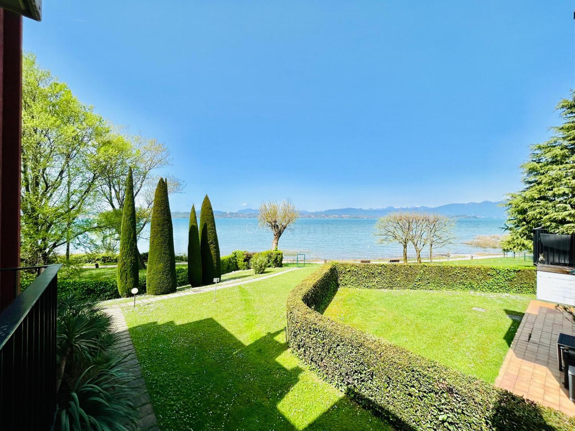 Poseidone Rif Apartment Sirmione Exterior photo